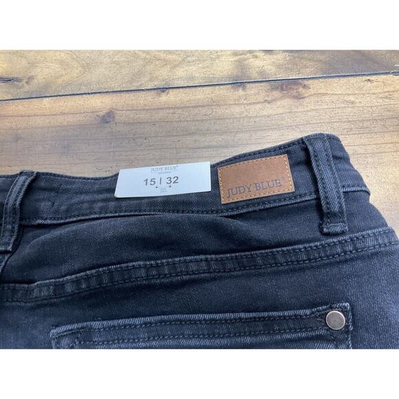 Judy Blue Jeans Womens 15/32 Black Distressed Leopard Patch Mid-Rise Skinny NWT - Picture 8 of 11